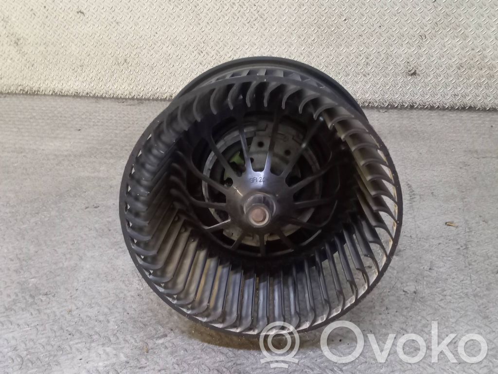 Heizungslüfter   7G9T18456CA