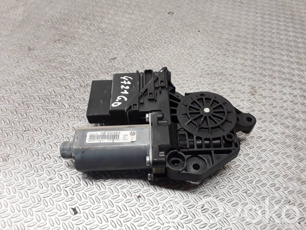 Volkswagen Golf Plus Moteur de lève-vitre de porte arrière