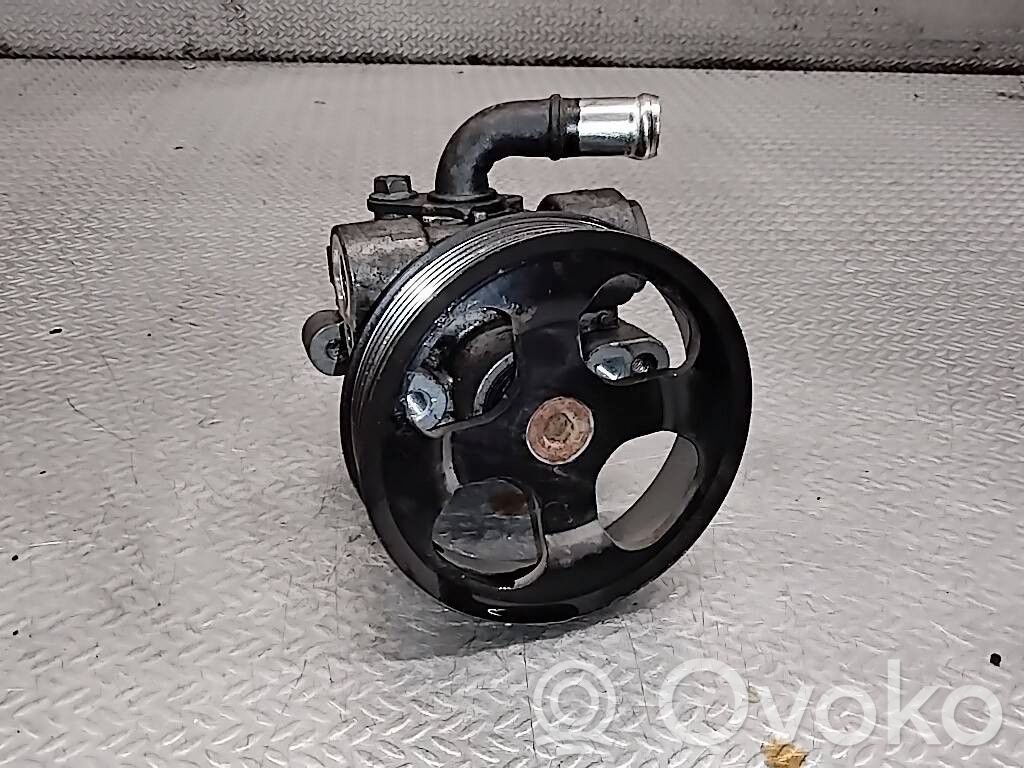 Mitsubishi Outlander Ohjaustehostimen pumppu 