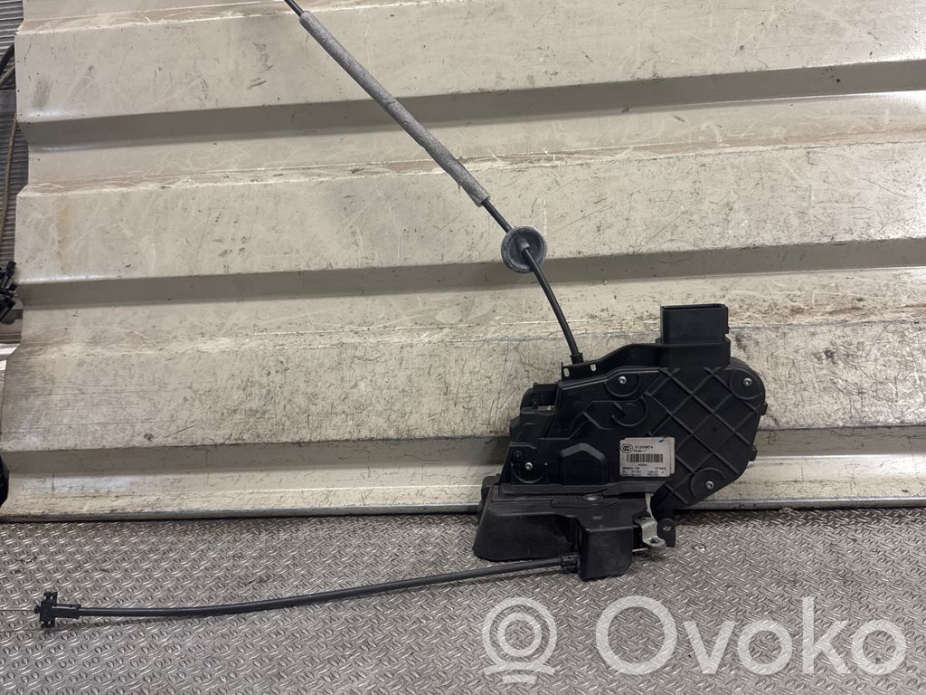 Volvo V70 Передний замок