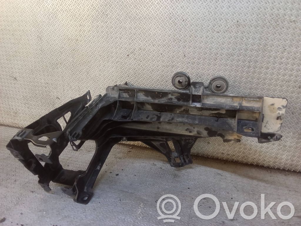 BMW 7 F01 F02 F03 F04 Ajovalon kannake
