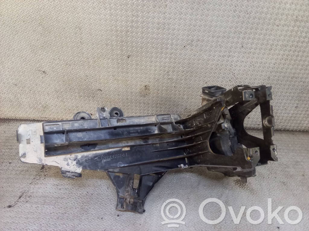 BMW 7 F01 F02 F03 F04 Support phare frontale 