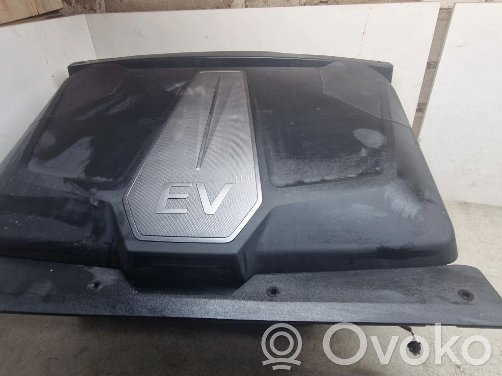 KIA EV6 Front trunk storage compartment 
