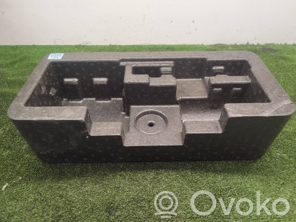 KIA Niro Tool box 