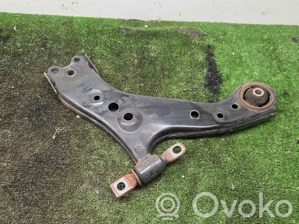 Toyota RAV 4 (XA50) Front control arm 