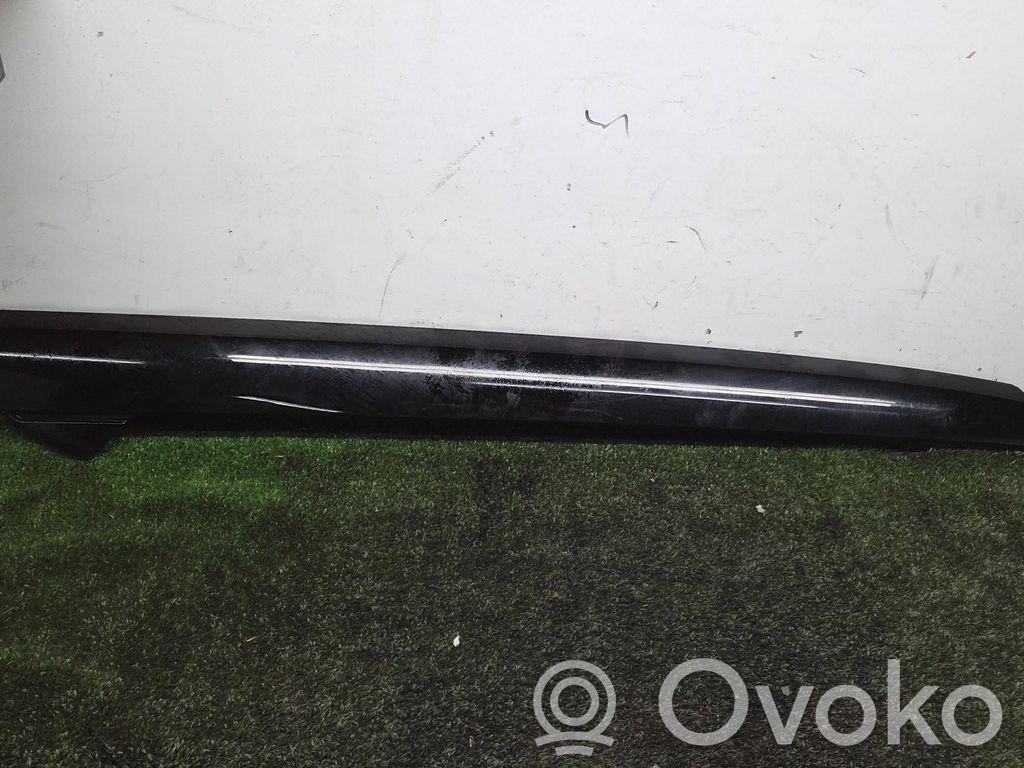 KIA EV6 Windshield trim 