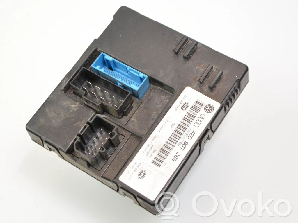 Mukavuusmoduuli   4E0907289