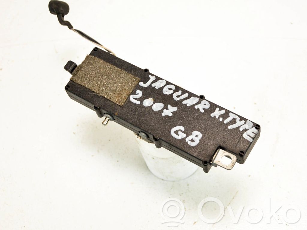 Jaguar X-Type Garso stiprintuvas 