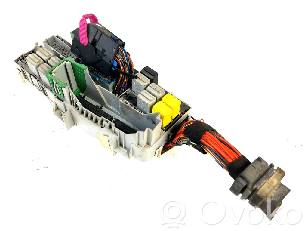 Opel Tigra A Fuse module 