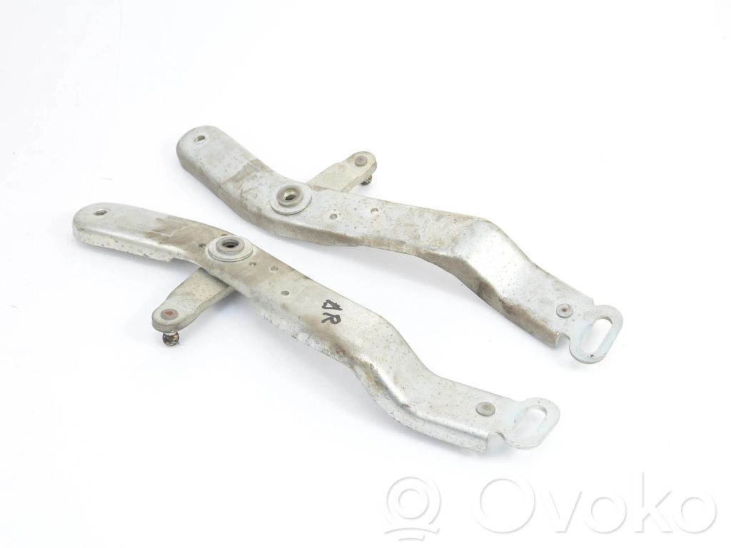 Volkswagen Phaeton Tailgate hinge 