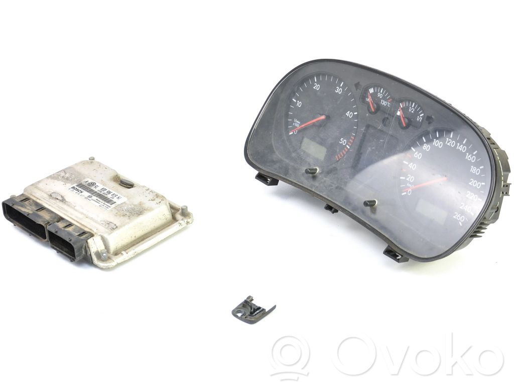 Volkswagen Golf IV Kit cu ECU motor și set închidere uși 