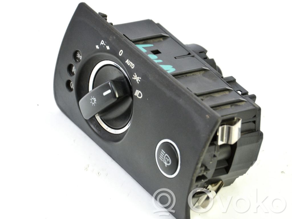 Mercedes-Benz ML W164 Interruptor de luz 