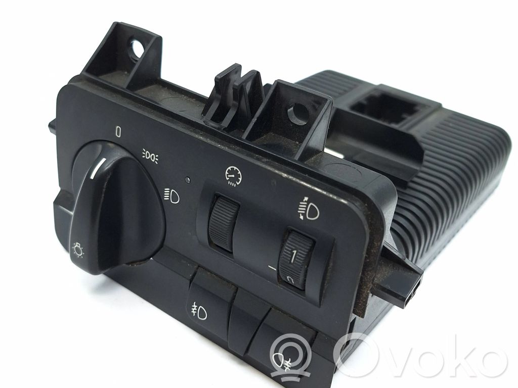 Headlight level height control switch   6919829,037239051,0006650
