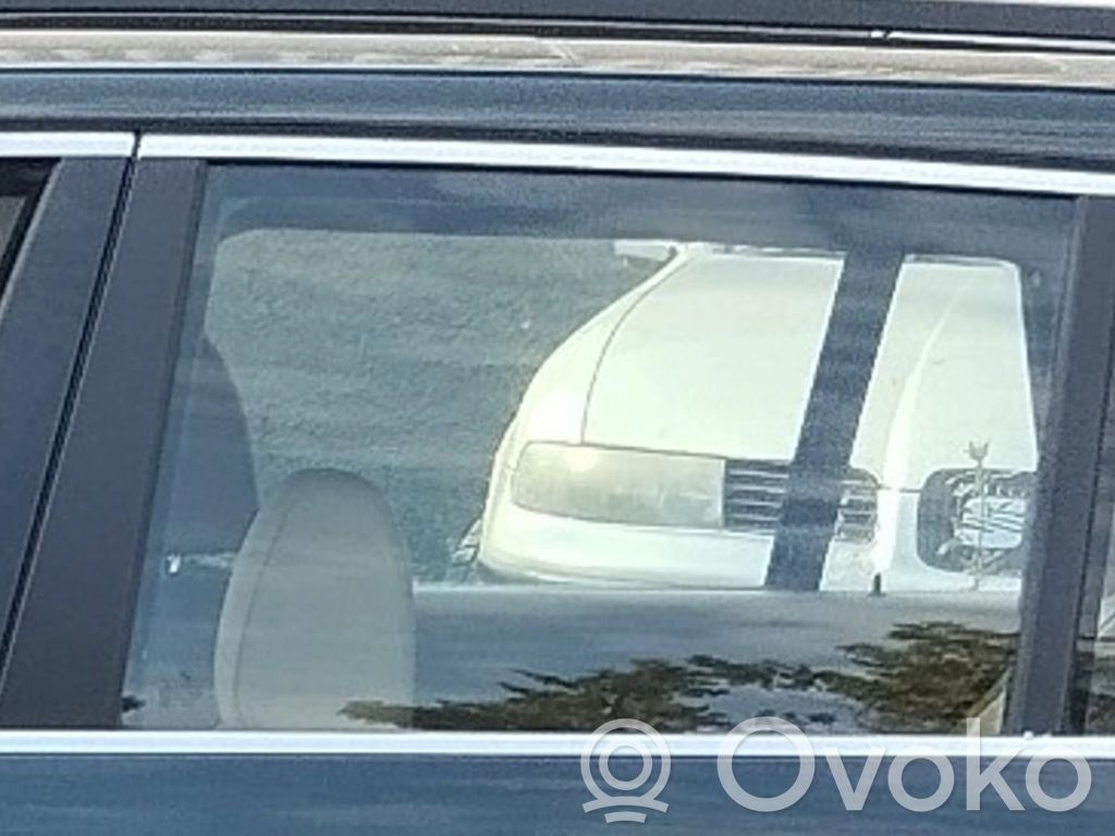 BMW 5 E60 E61 Rear door window glass 