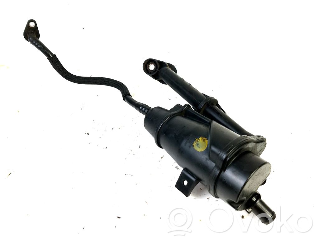 Opel Astra J Odpowietrznik / Separator oleju 