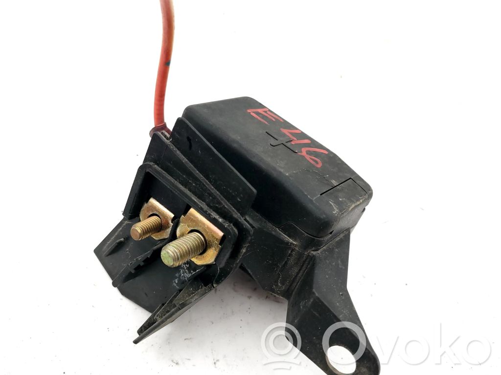 BMW 3 E46 Câble de batterie positif 