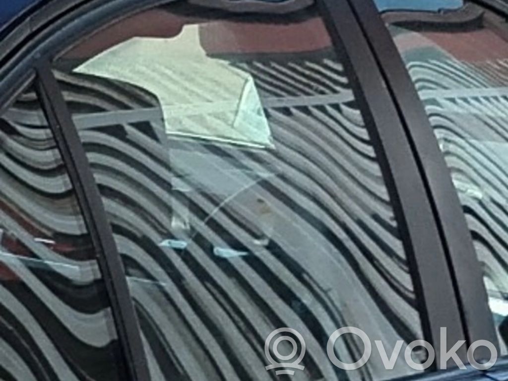 BMW 3 E90 E91 Rear door window glass 