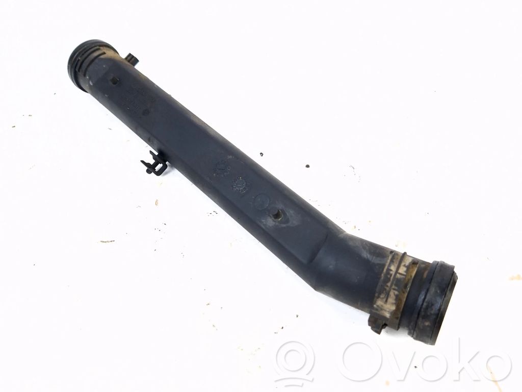 Volkswagen Golf IV Conductă/furtun lichid de răcire motor 