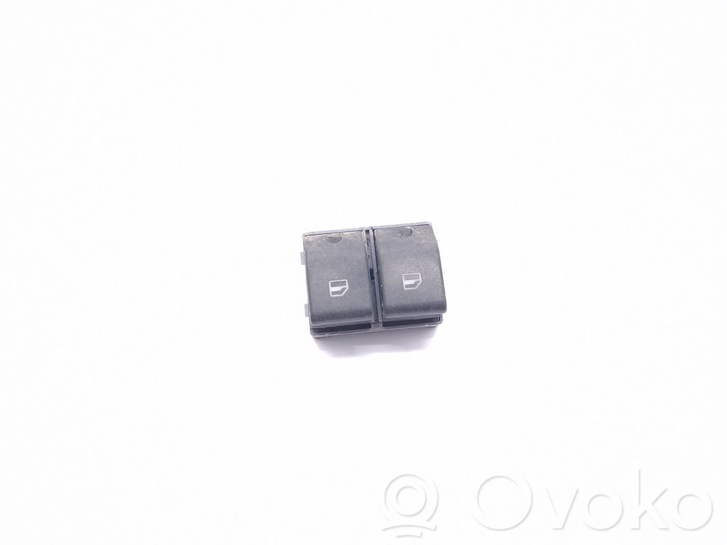 Volkswagen Polo IV 9N3 Electric window control switch 