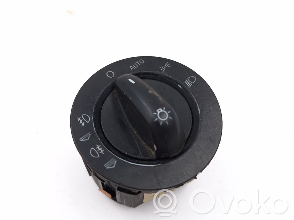 Audi A6 S6 C6 4F Headlight level height control switch 