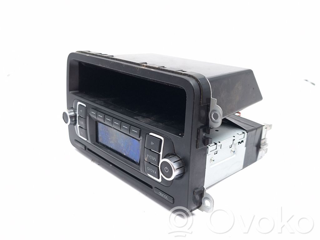 Volkswagen Touran I Panel / Radioodtwarzacz CD/DVD/GPS 