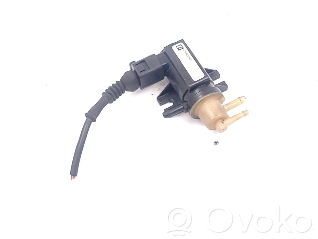 BMW 3 E46 Zawór elektromagnetyczny 
