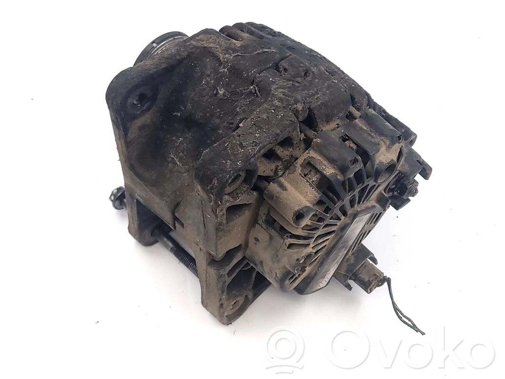 Nissan Tiida C11 Alternador 