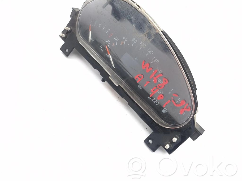 Mercedes-Benz A W168 Vitezometru (grup de instrumente) 