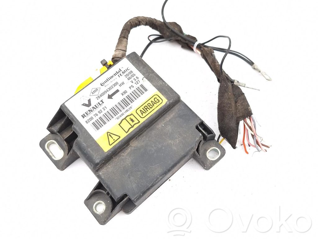 Dacia Logan I Airbag control unit/module 