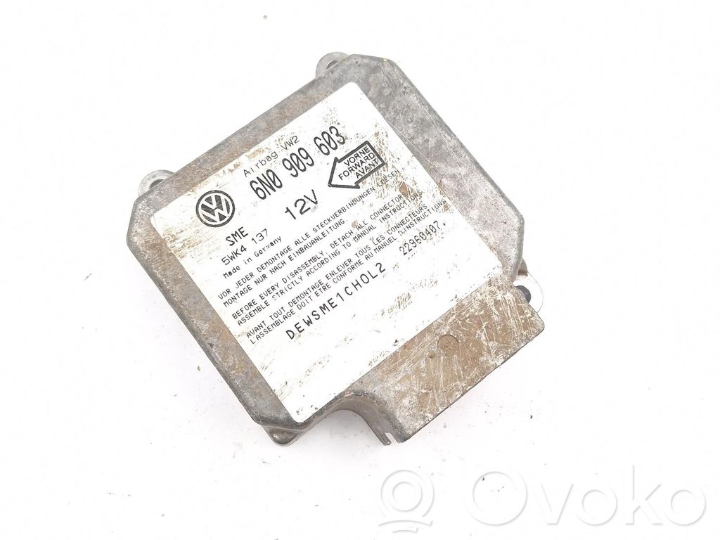 Volkswagen Golf IV Unitate/modul de comandă airbaguri 