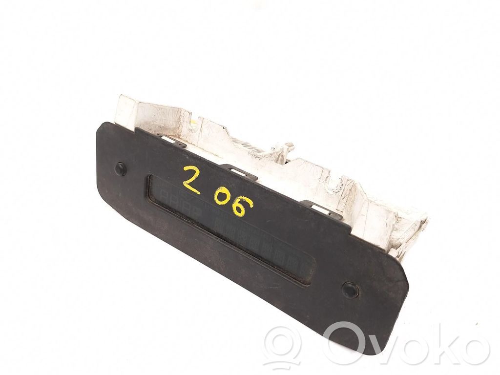 Peugeot 206 Bildschirm / Display / Anzeige 