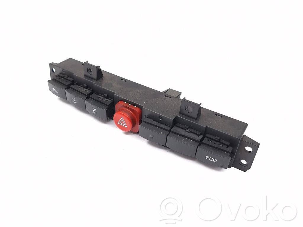 Opel Antara Center console 