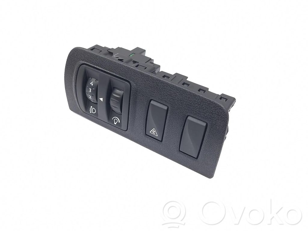 Renault Megane III Headlight level adjustment motor 
