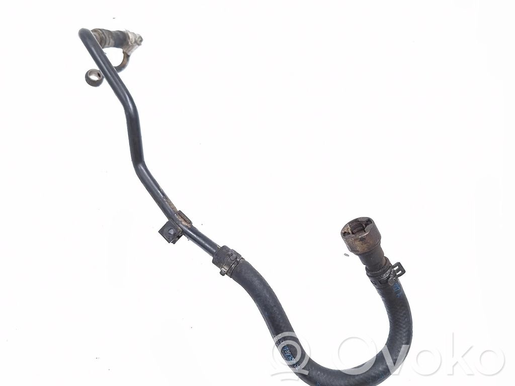Fuel return line/hose   13537789357,7789357,NONE