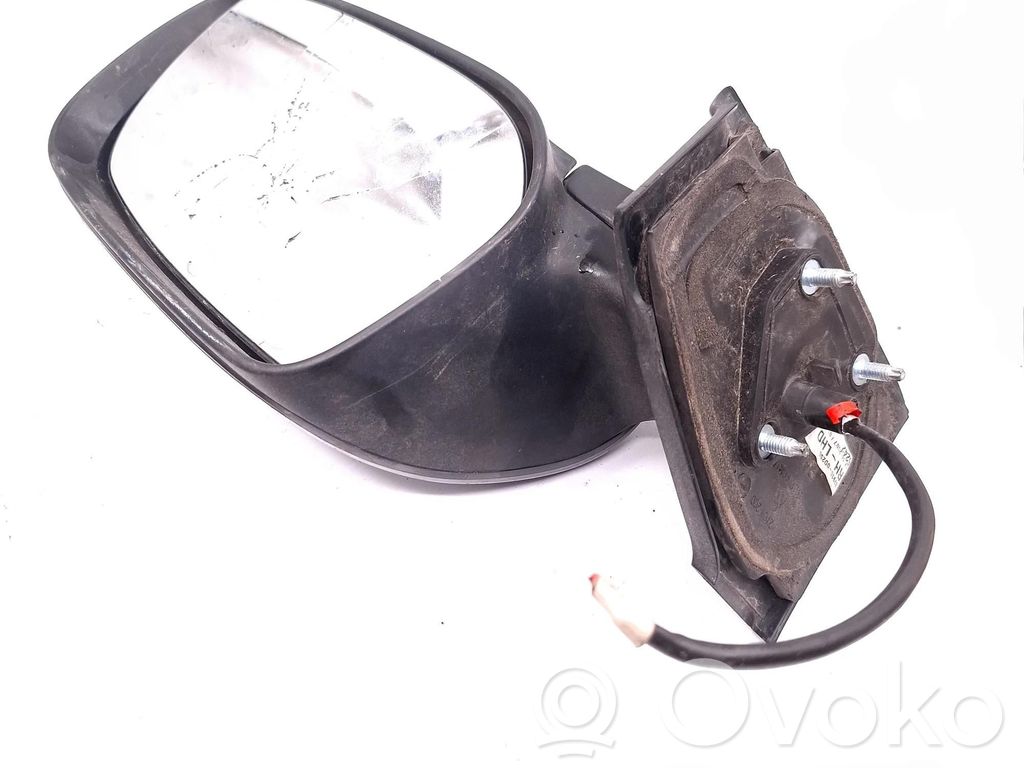 Toyota Yaris Elektryczne lusterko boczne drzwi 