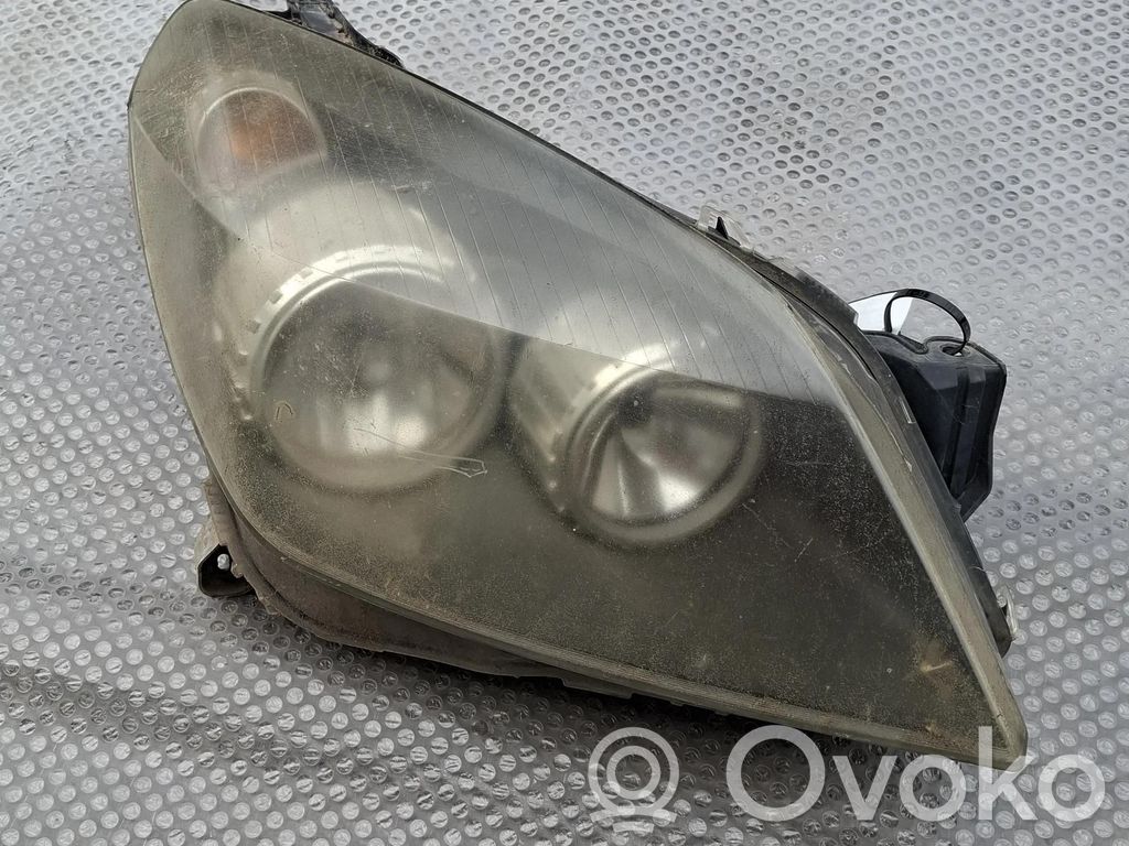 Opel Astra H Faro/fanale 