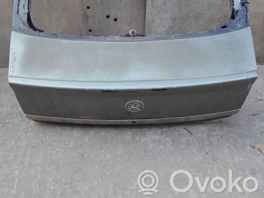 Opel Vectra C Tylna klapa bagażnika 
