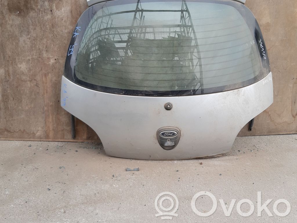 Tailgate/trunk/boot lid   1565867