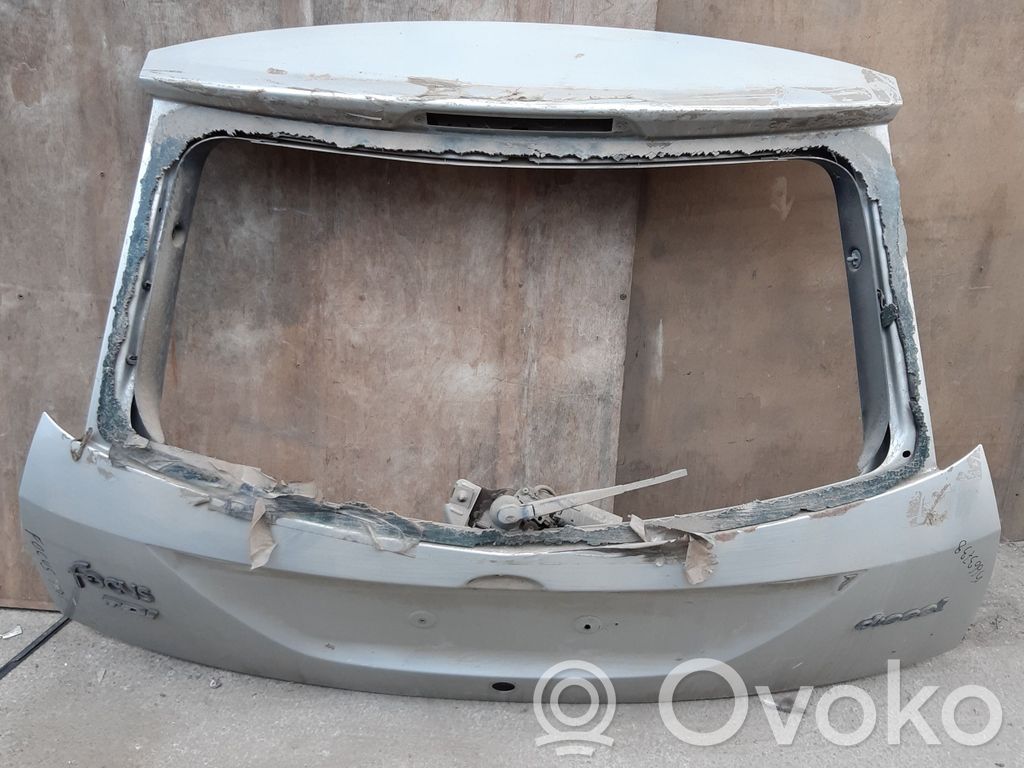 Ford Focus Galinis dangtis (bagažinės) 