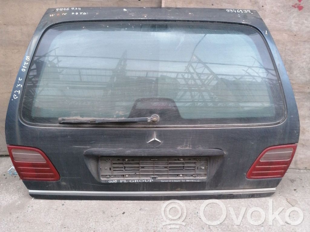 Mercedes-Benz E W210 Puerta del maletero/compartimento de carga 