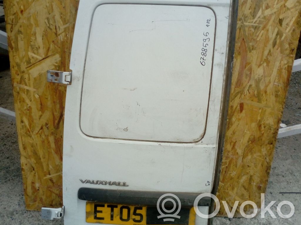Opel Combo C Дверь 
