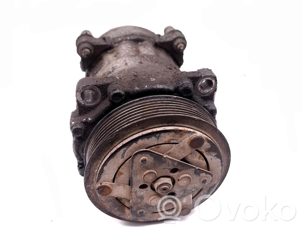 Peugeot 206 Air conditioning (A/C) compressor (pump) 