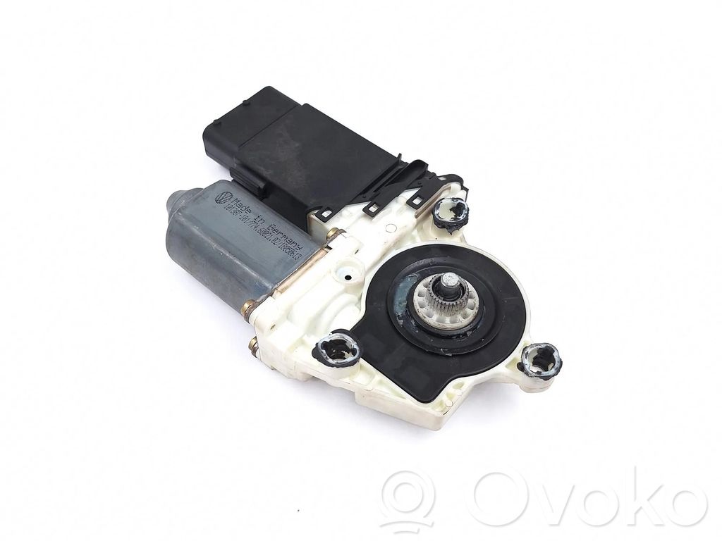 Volkswagen Golf IV Motor macara geam ușă față 