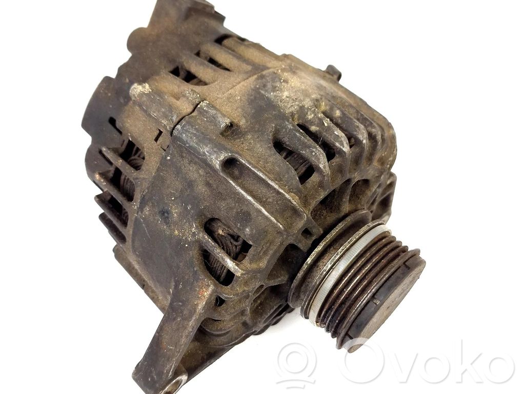 Alternador   373002A500,TG12C033,25433706