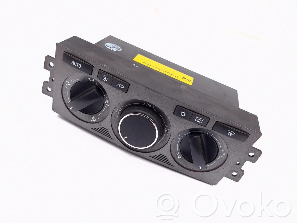 Opel Antara Climate control unit 