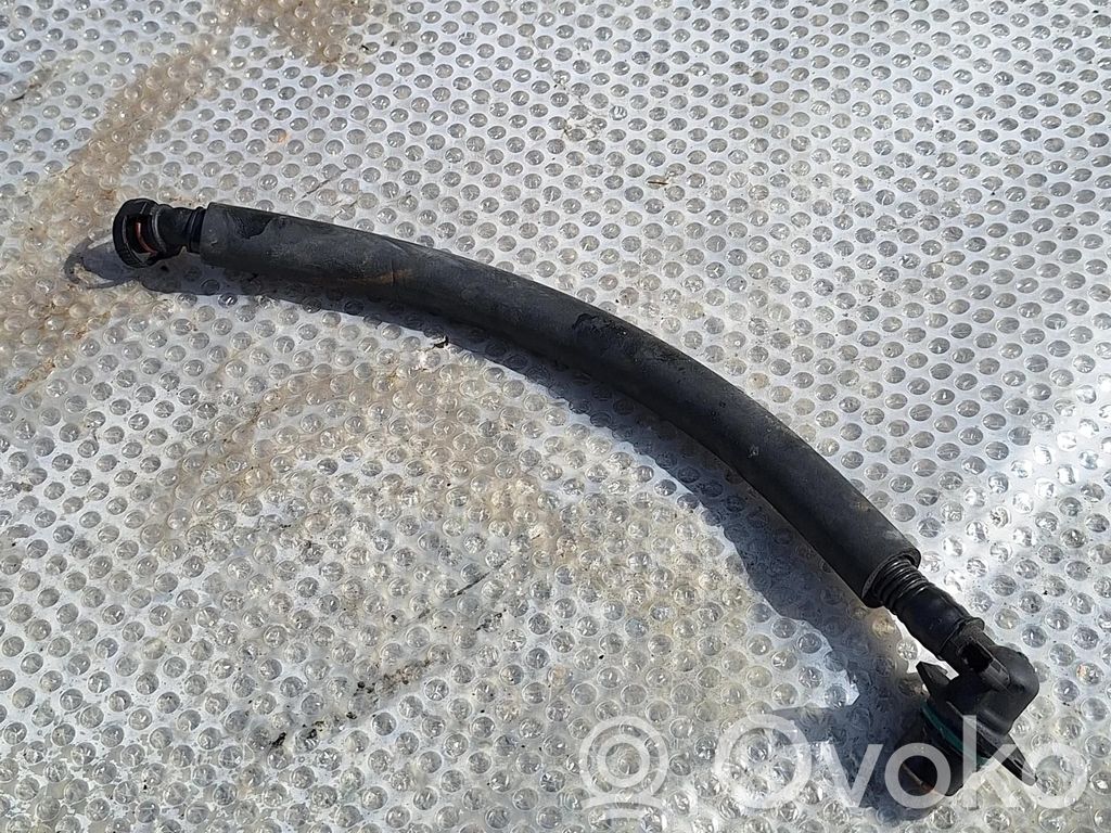 BMW 1 E81 E87 Tube d'admission de tuyau de refroidisseur intermédiaire 