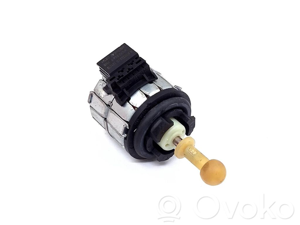 Scheinwerferstellmotor   6938563