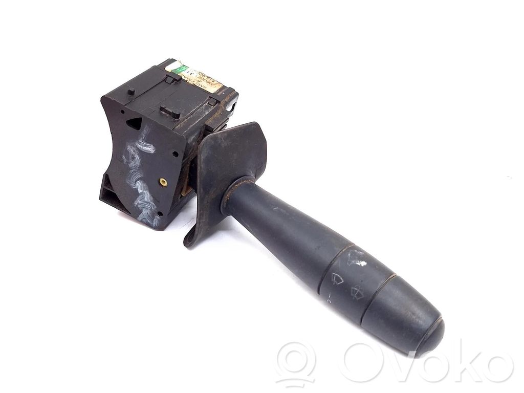 Dacia Logan I Wiper control stalk 