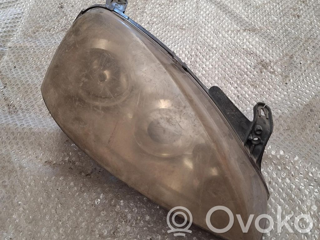 Opel Corsa C Scheinwerfer 