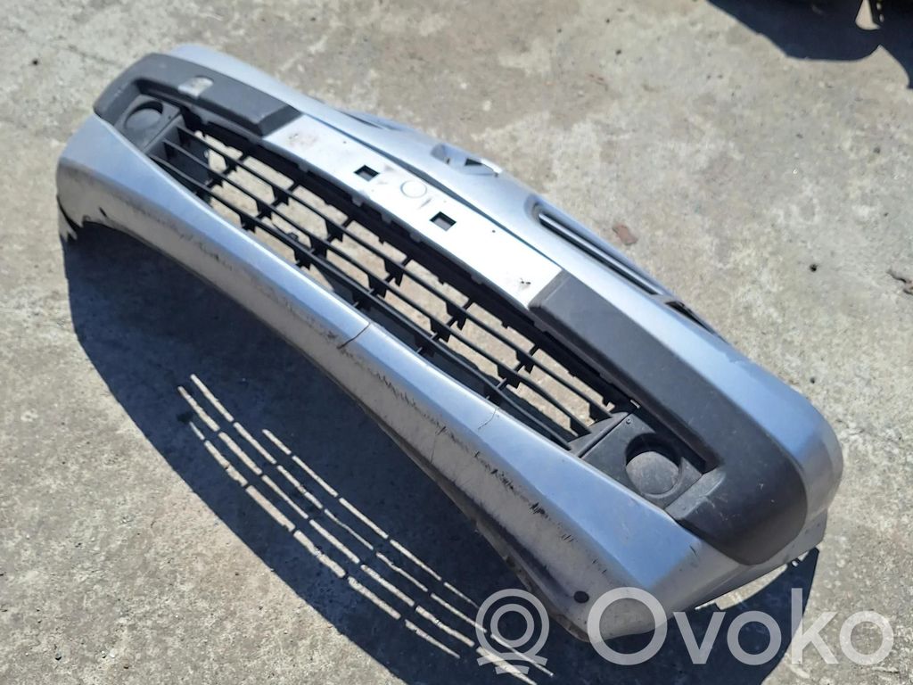 Renault Megane II Paraurti anteriore 